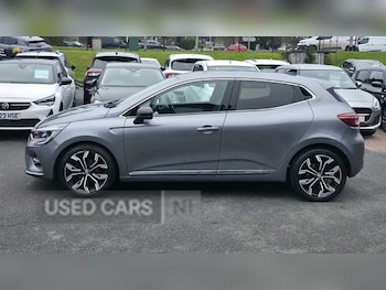 Used Renault Clio 2023 for sale - 77659474: Photo