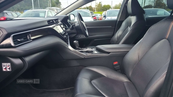 Used Toyota Camry 2021 for sale - 76350060: Photo 15