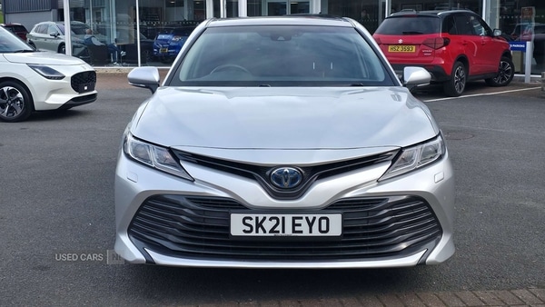 Used Toyota Camry 2021 for sale - 76350060: Photo 2