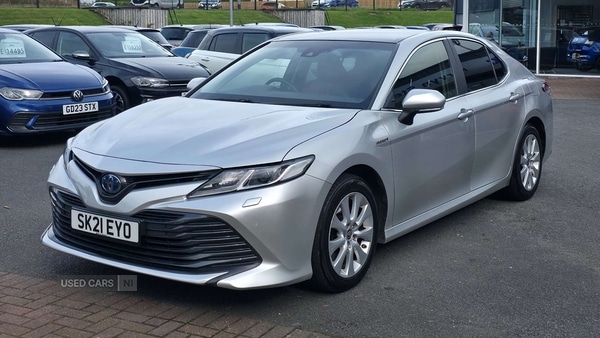 Used Toyota Camry 2021 for sale - 76350060: Photo 3