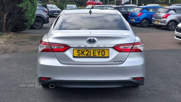 Used Toyota Camry 2021 for sale - 76350060: Photo 6
