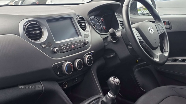 Used Hyundai i10 2018 for sale - 76378283: Photo 13