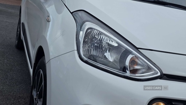 Used Hyundai i10 2018 for sale - 76378283: Photo 9