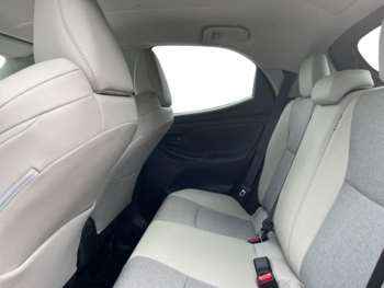 Used Toyota Yaris 2023 for sale - 74628890: Photo