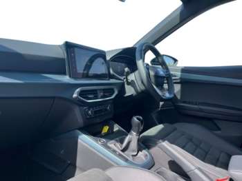 Used SEAT Arona 2024 for sale - 74495400: Photo