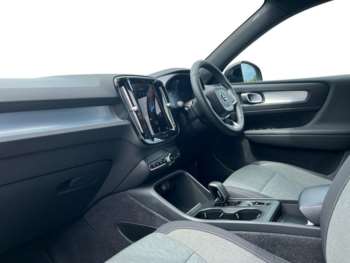 Used Volvo XC40 2022 for sale - 74955240: Photo