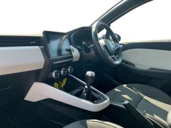 Used Renault Clio 2022 for sale - 75137540: Photo