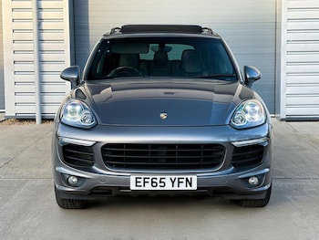 Used Porsche Cayenne 2016 for sale - 77130892: Photo