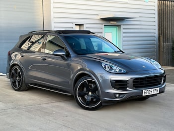 Used Porsche Cayenne 2016 for sale - 77130892: Photo