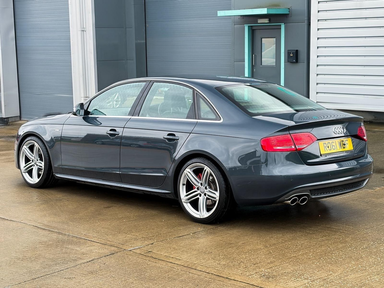 Used Audi A4 2011 for sale - 77279214: Photo 10