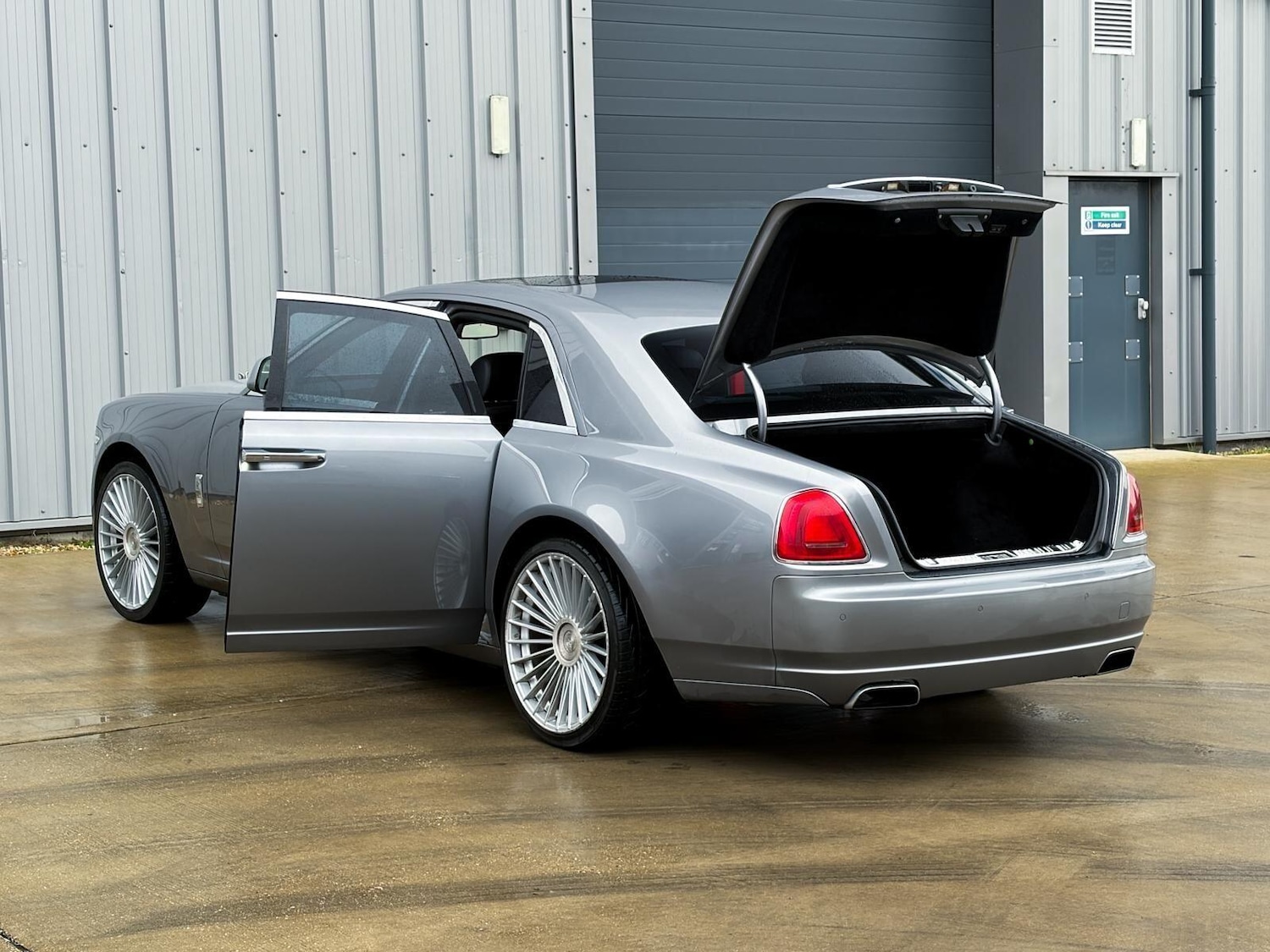 Used Rolls-Royce Ghost 2011 for sale - 77320314: Photo 11