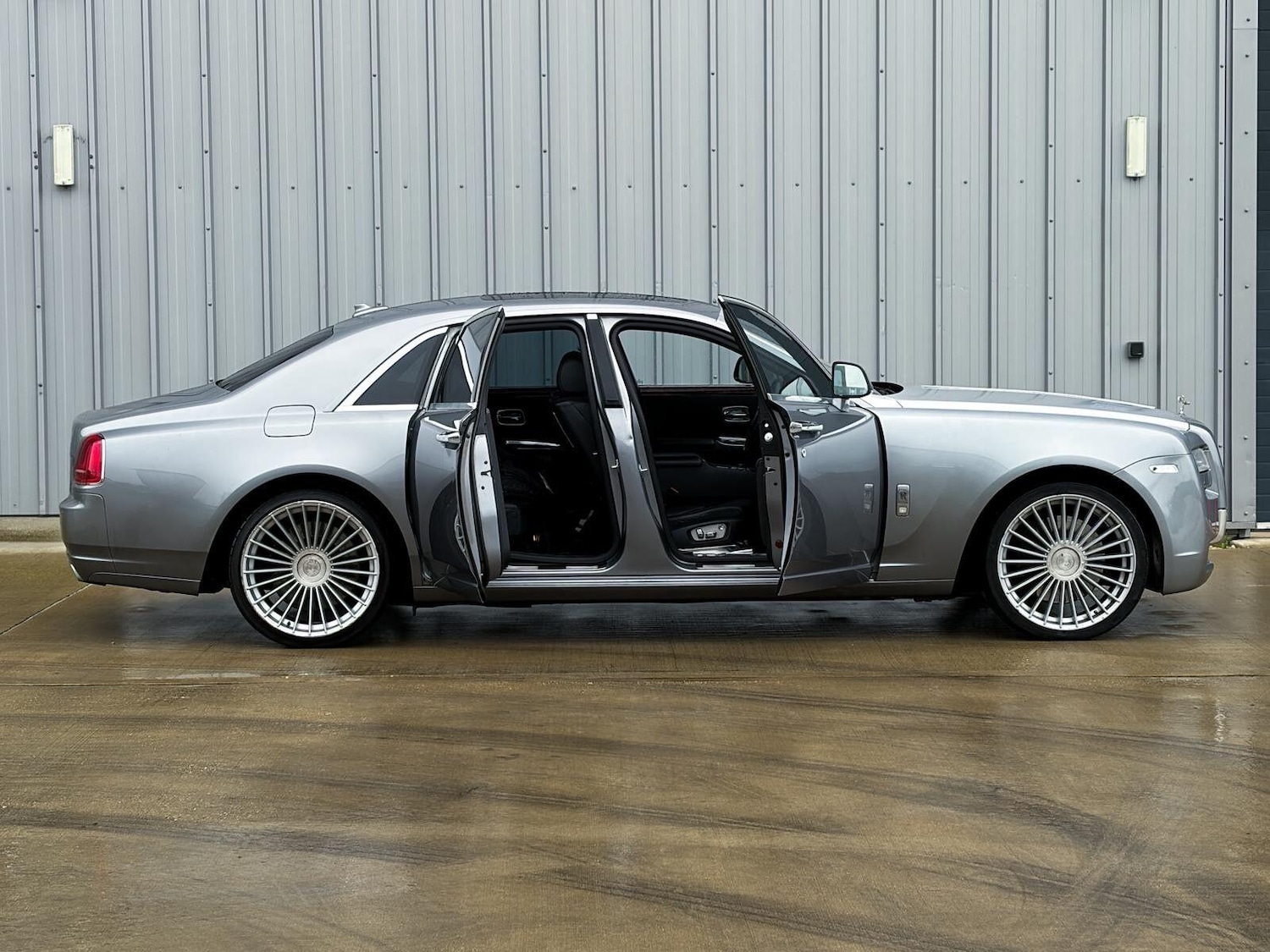 Used Rolls-Royce Ghost 2011 for sale - 77320314: Photo 28