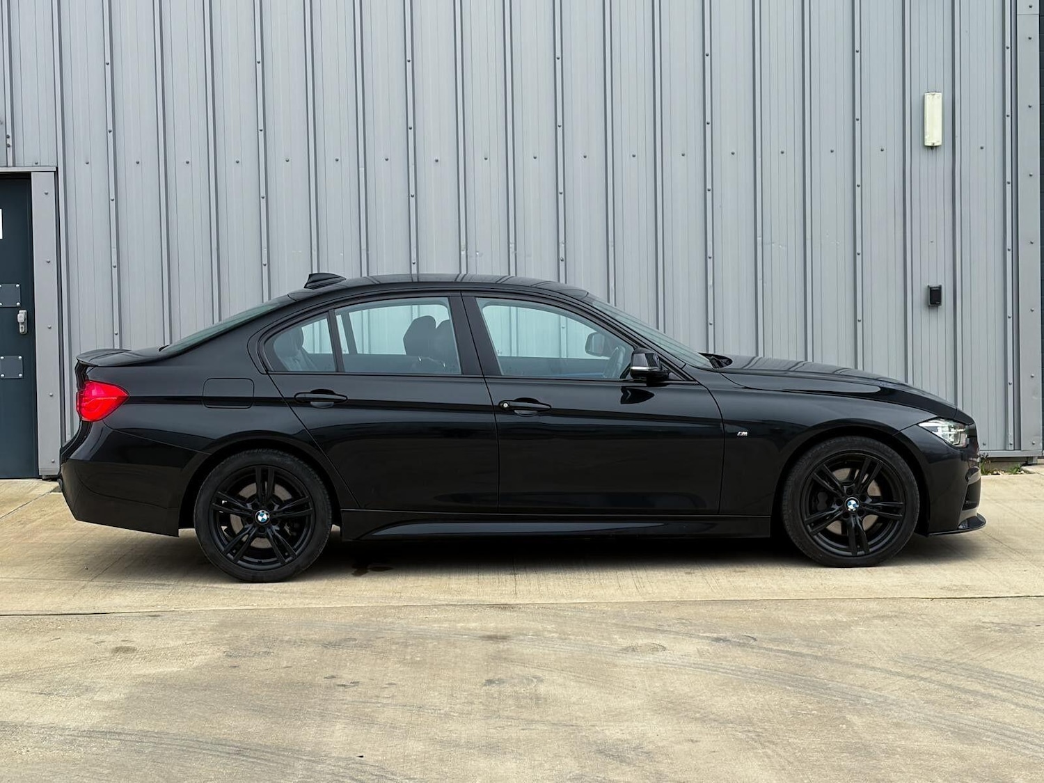 Used BMW 3 Series for sale - 77267810: Photo 6