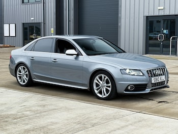 Used Audi A4 2010 for sale - 77131931: Photo