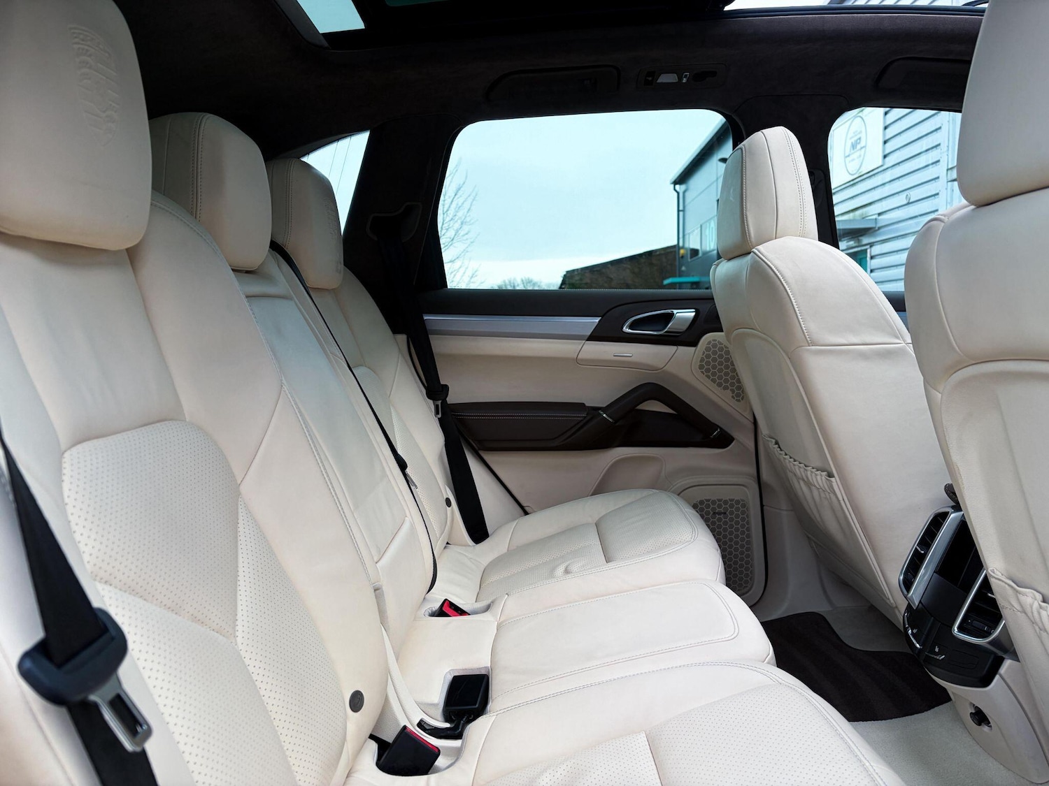 Used Porsche Cayenne 2013 for sale - 77484592: Photo 27