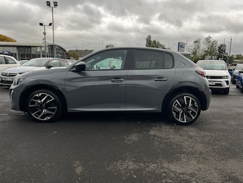 Used Peugeot 208 2025 for sale - 76316620: Photo