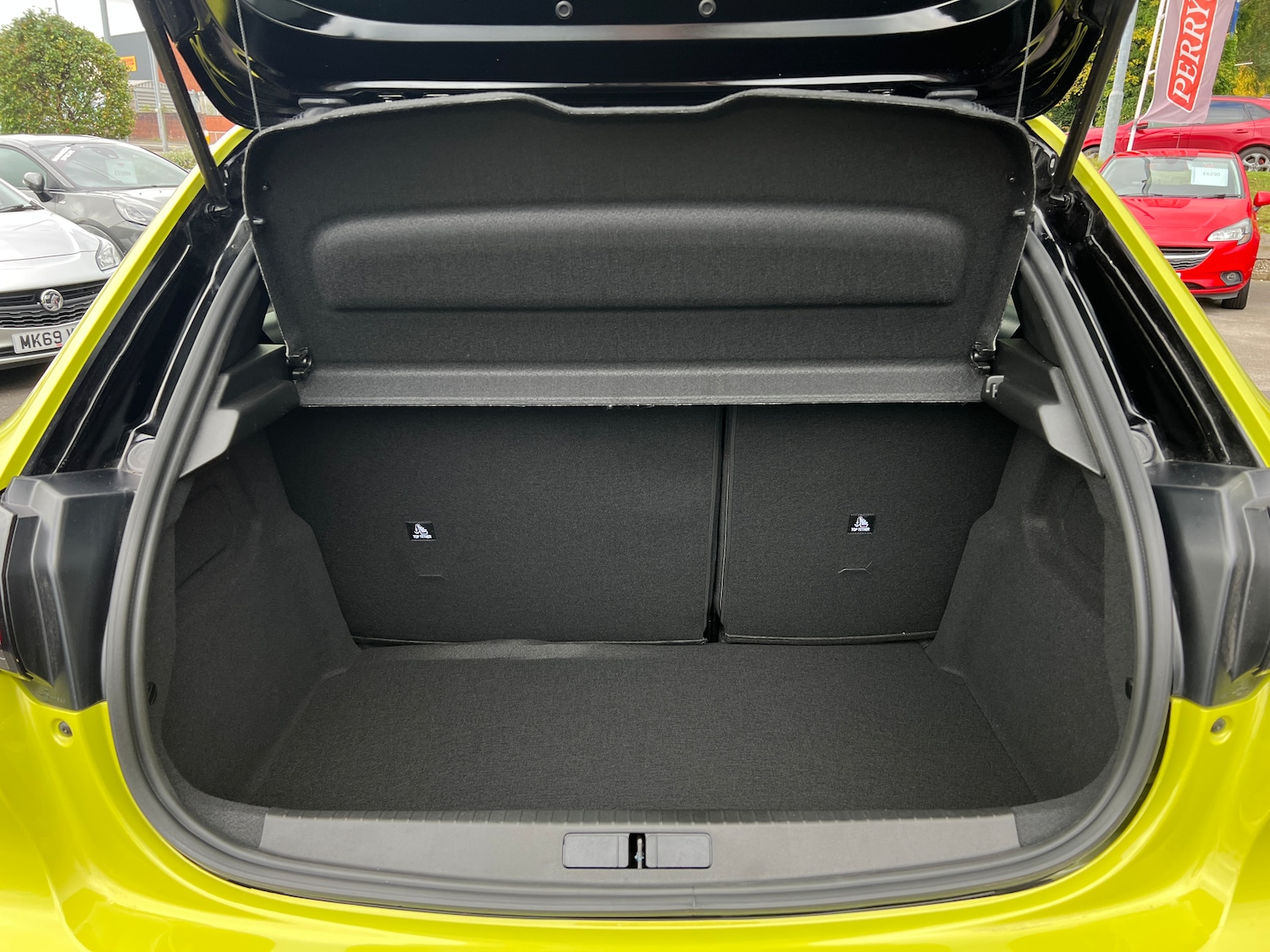 Used Peugeot 208 2025 for sale - 76373927: Photo 9