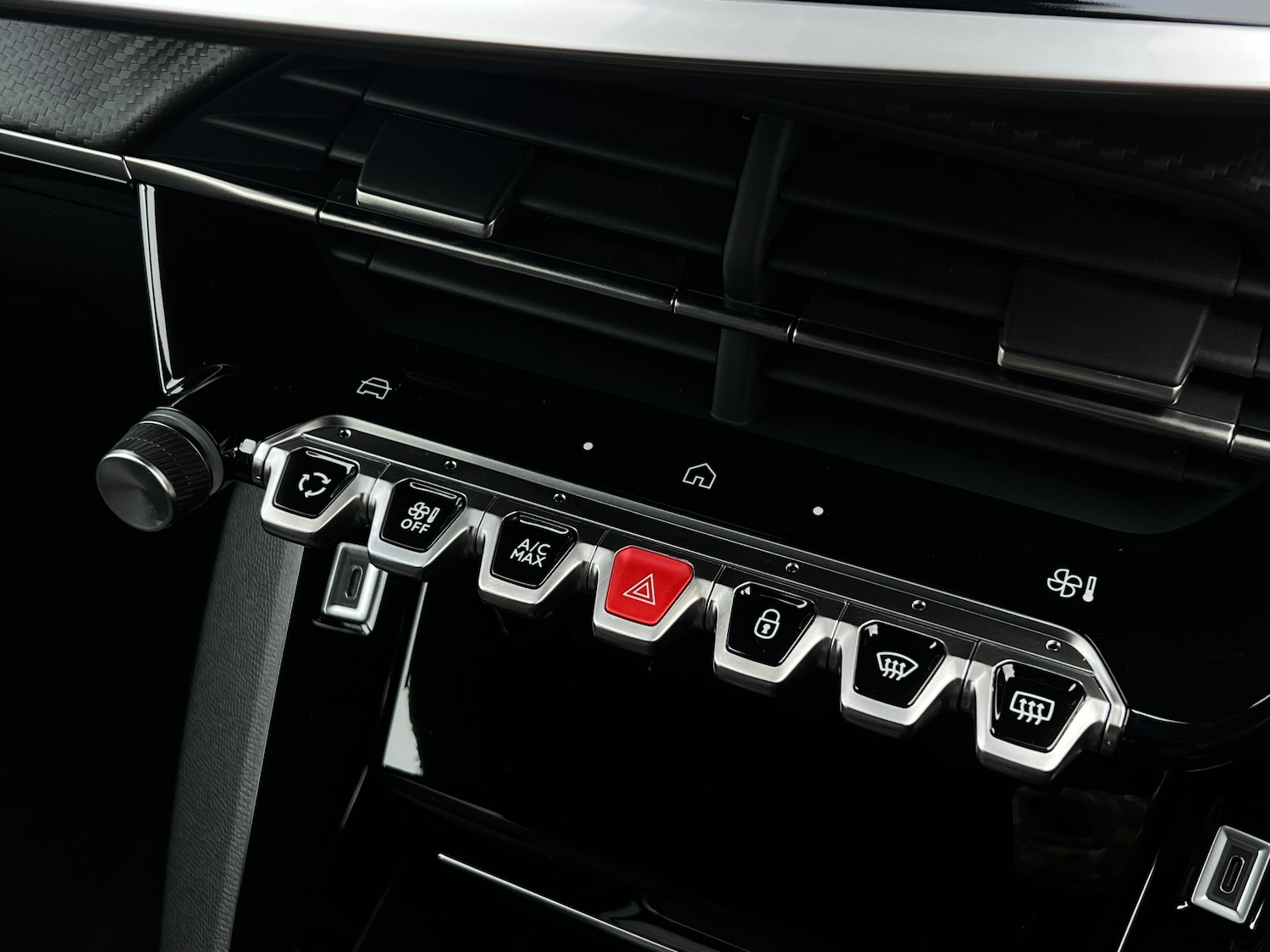 Used Peugeot 2008 2025 for sale - 76316623: Photo 23