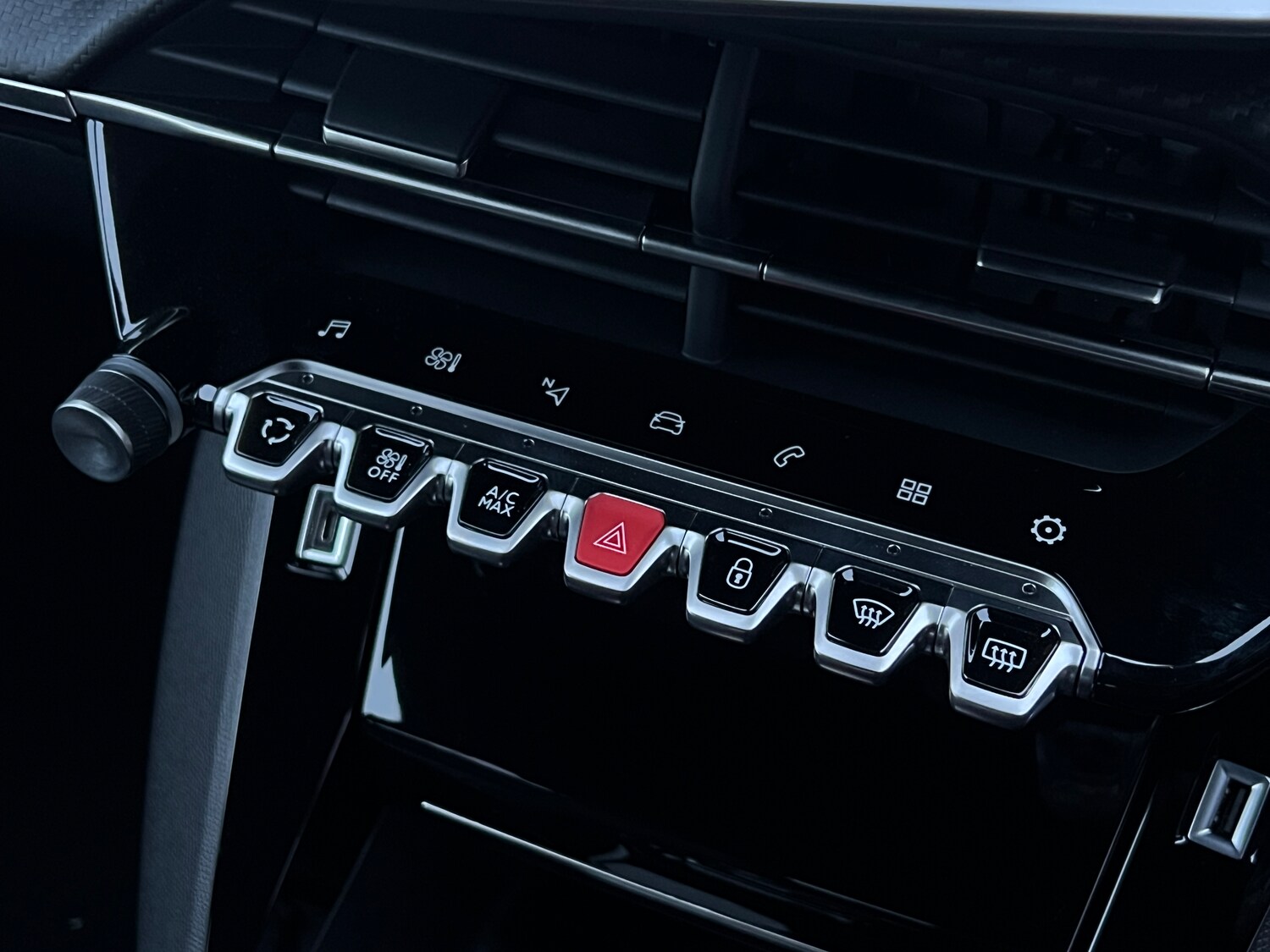 Used Peugeot 208 2025 for sale - 77676641: Photo 40