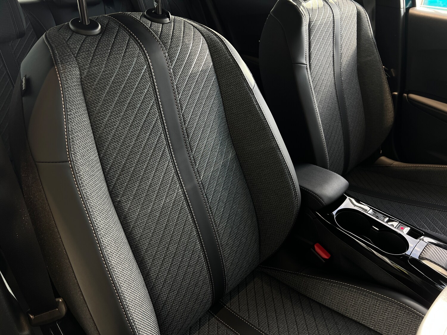 Used Peugeot 2008 2025 for sale - 76351880: Photo 17