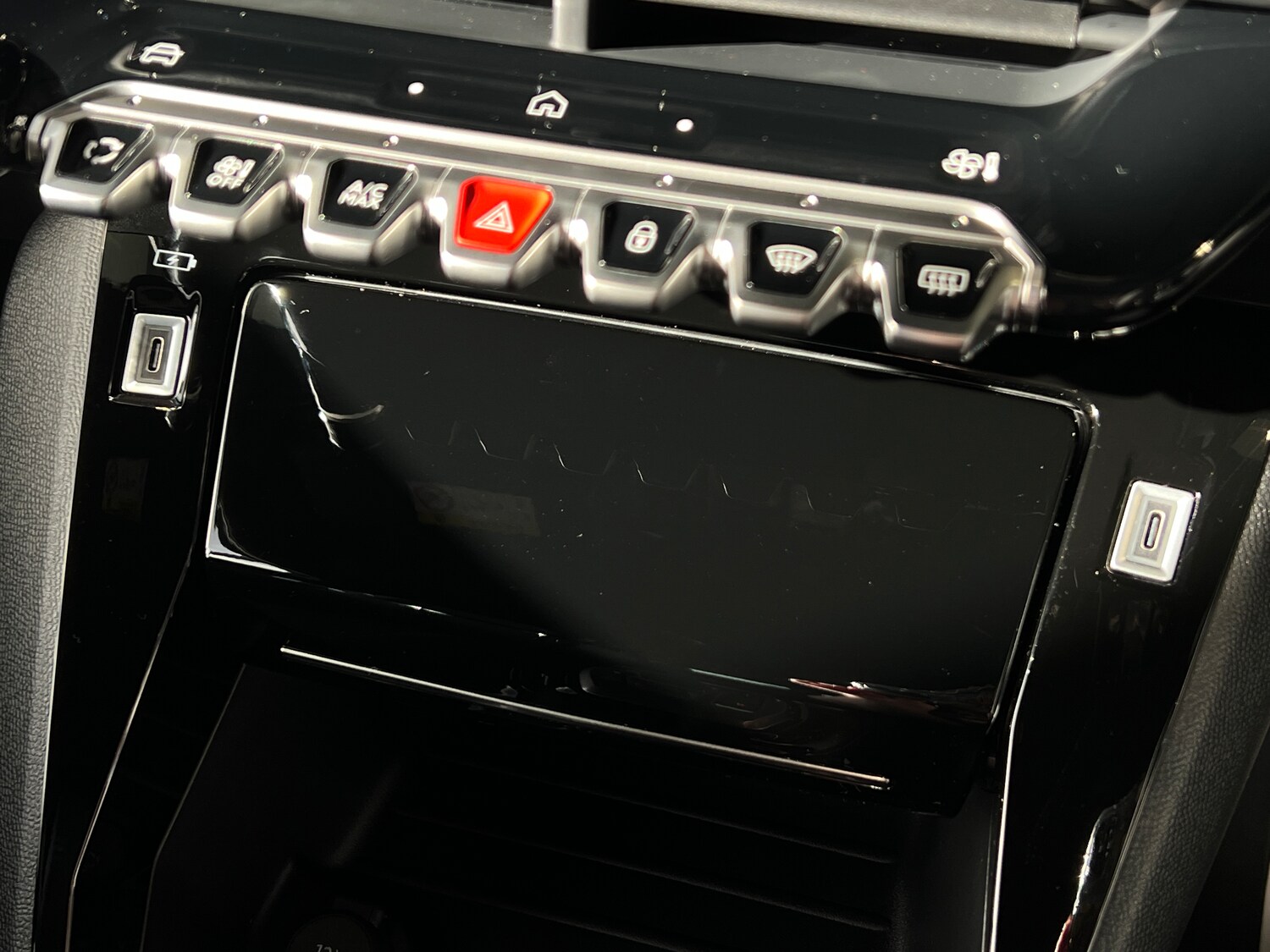 Used Peugeot 2008 2025 for sale - 76351880: Photo 24