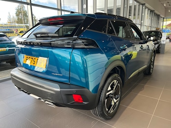 Used Peugeot 2008 2025 for sale - 76351880: Photo