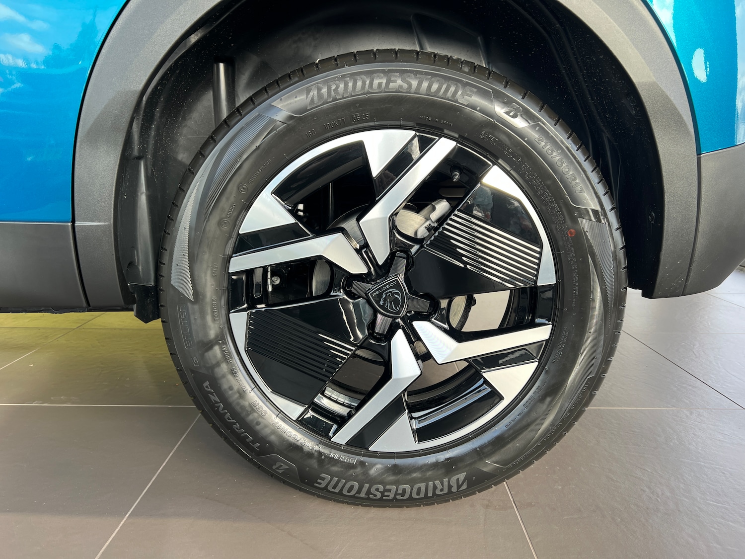 Used Peugeot 2008 2025 for sale - 76351880: Photo 5