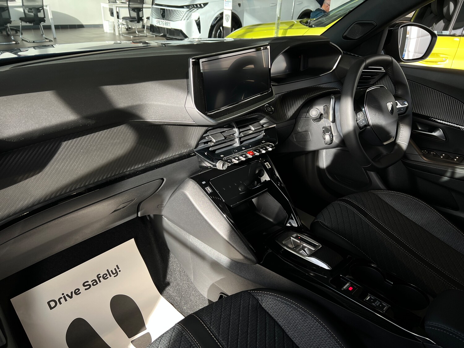 Used Peugeot 2008 2025 for sale - 76351880: Photo 7