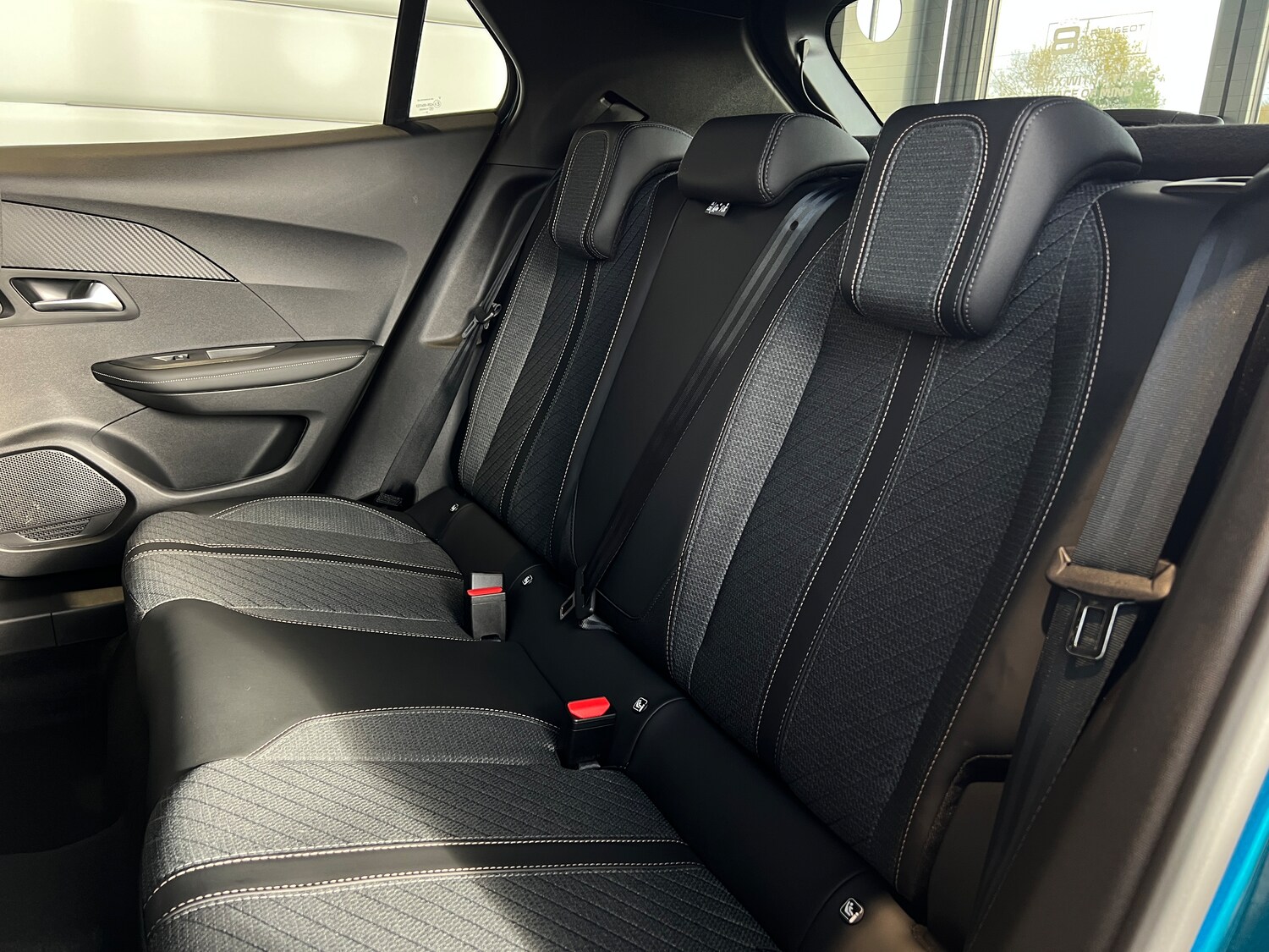 Used Peugeot 2008 2025 for sale - 76351880: Photo 8