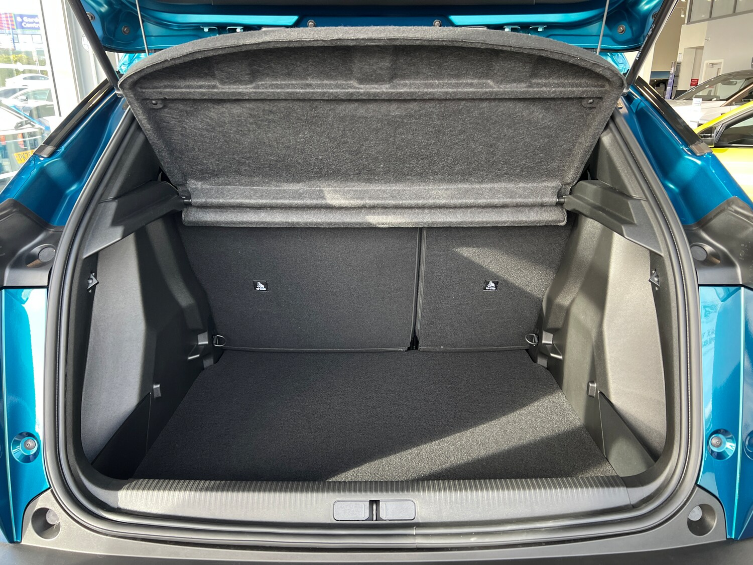 Used Peugeot 2008 2025 for sale - 76351880: Photo 9