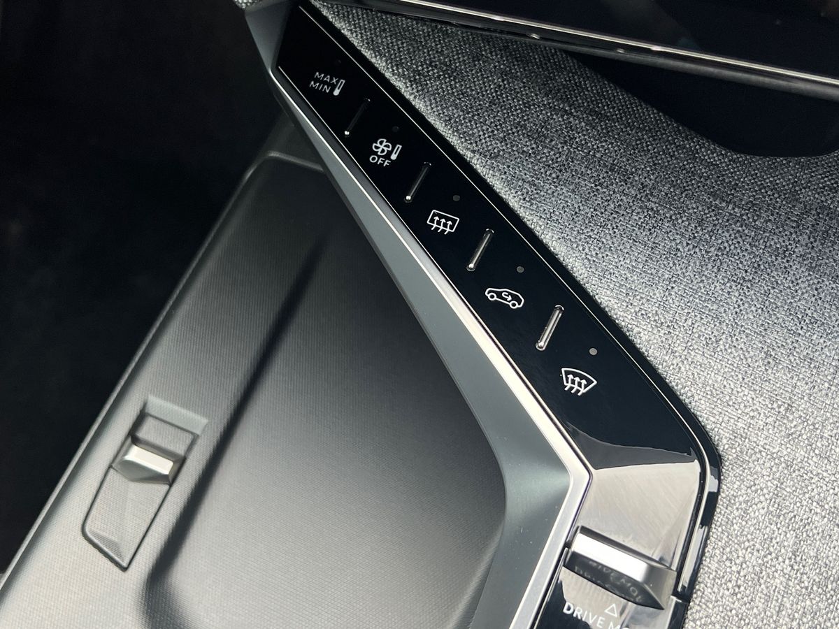 Used Peugeot 5008 2025 for sale - 76969405: Photo 44