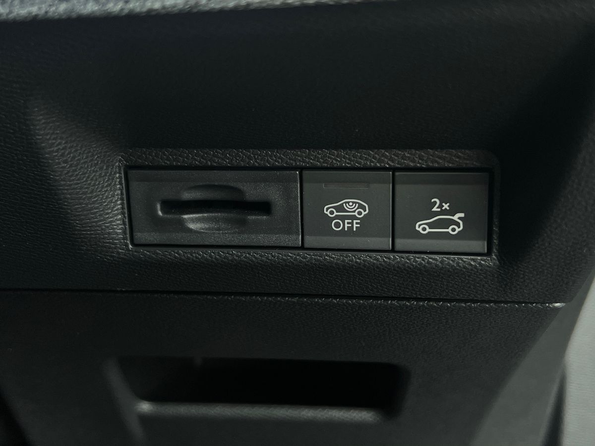 Used Peugeot 5008 2025 for sale - 76969405: Photo 45