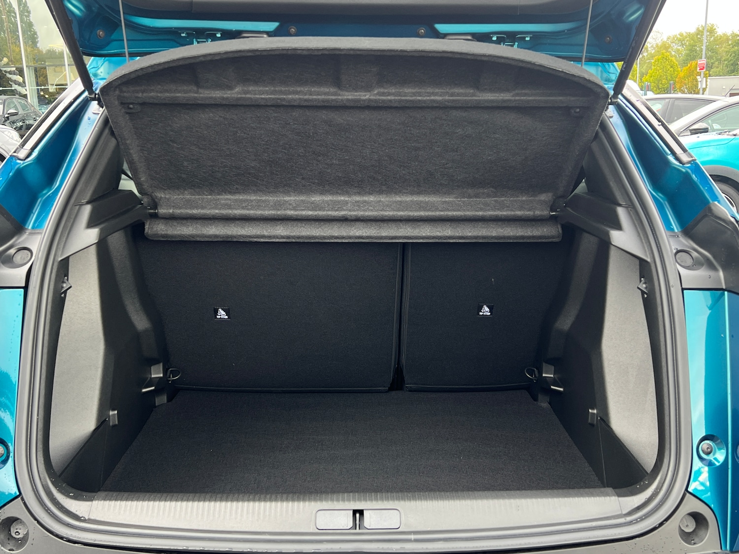 Used Peugeot 2008 2025 for sale - 75898878: Photo 12