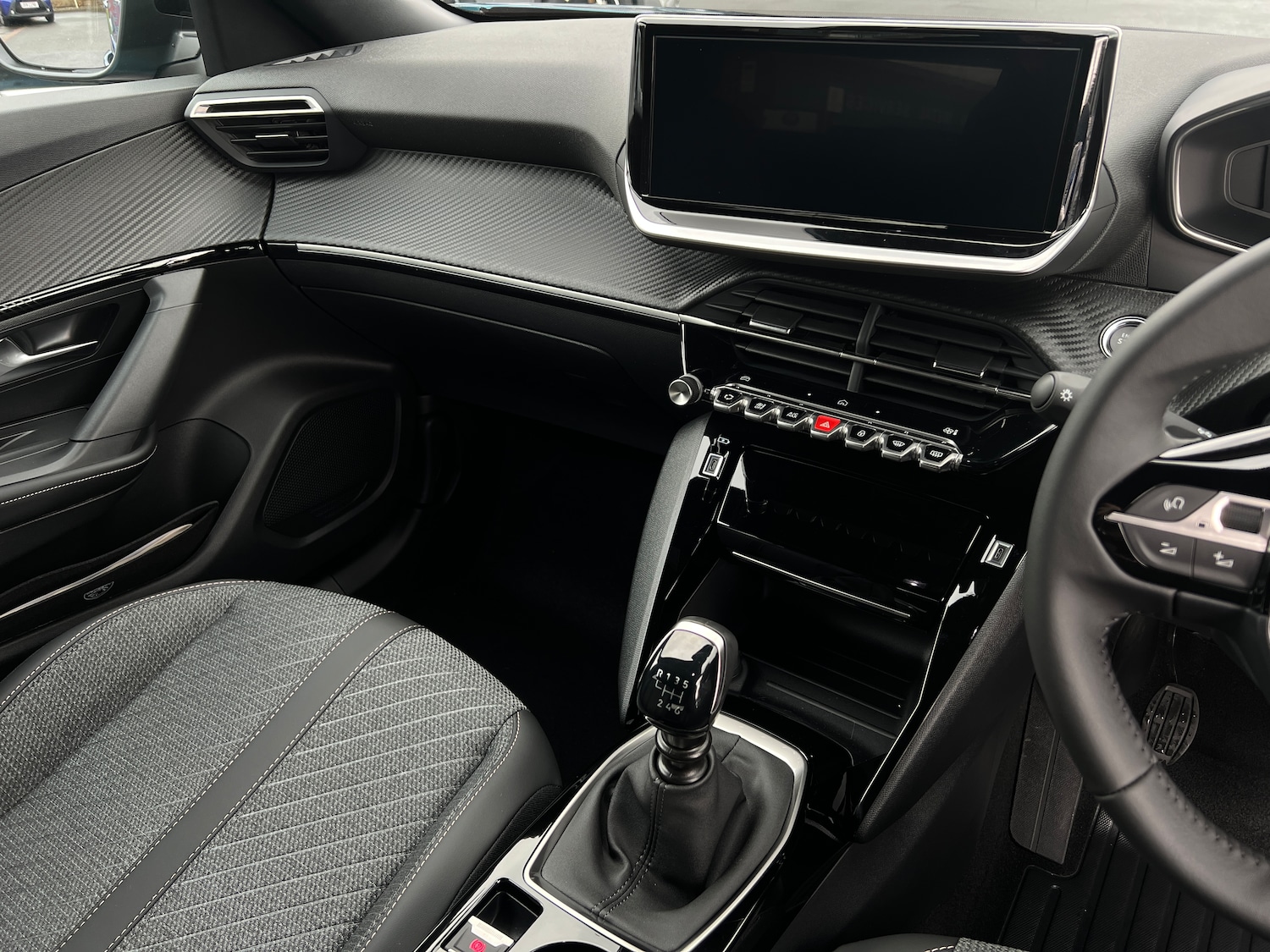 Used Peugeot 2008 2025 for sale - 75898878: Photo 18