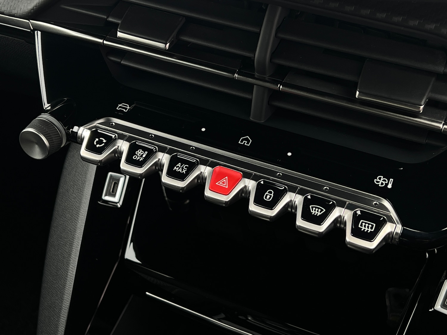 Used Peugeot 208 2025 for sale - 76792558: Photo 25