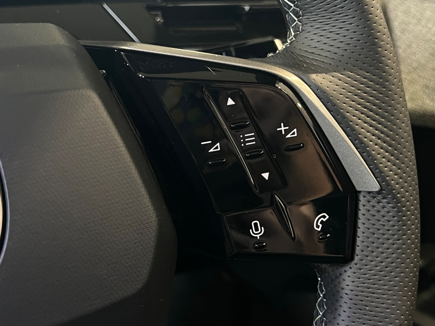 Used Peugeot 3008 2025 for sale - 76777518: Photo 33