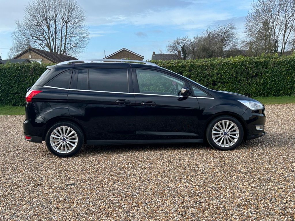 Used Ford Grand C-Max 2016 for sale - 77642847: Photo 2