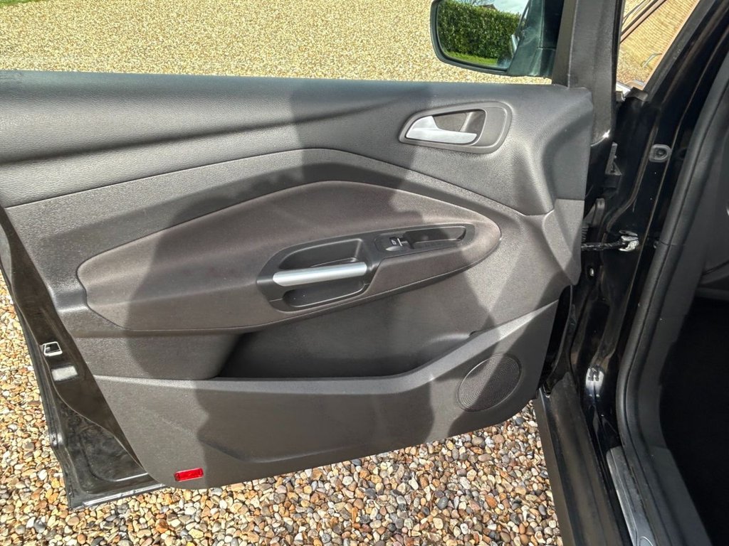 Used Ford Grand C-Max 2016 for sale - 77642847: Photo 25