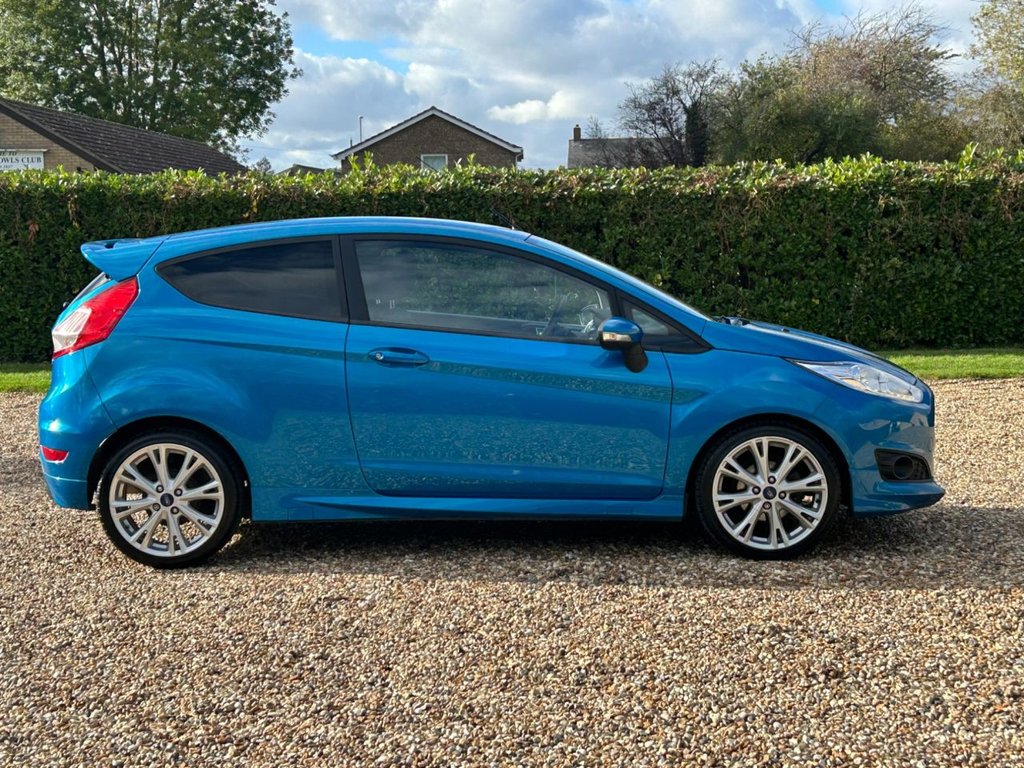 Used Ford Fiesta 2016 for sale - 76367887: Photo 3