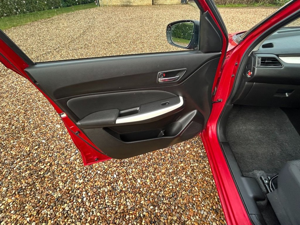 Used Suzuki Swift 2018 for sale - 77384491: Photo 28