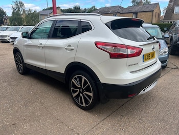 Used Nissan Qashqai 2015 for sale - 78896775: Photo