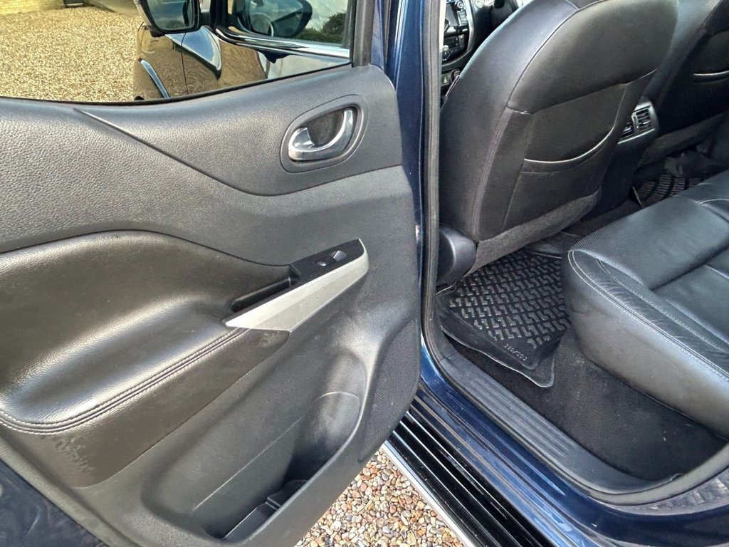 Used Nissan Navara 2016 for sale - 77636773: Photo 26