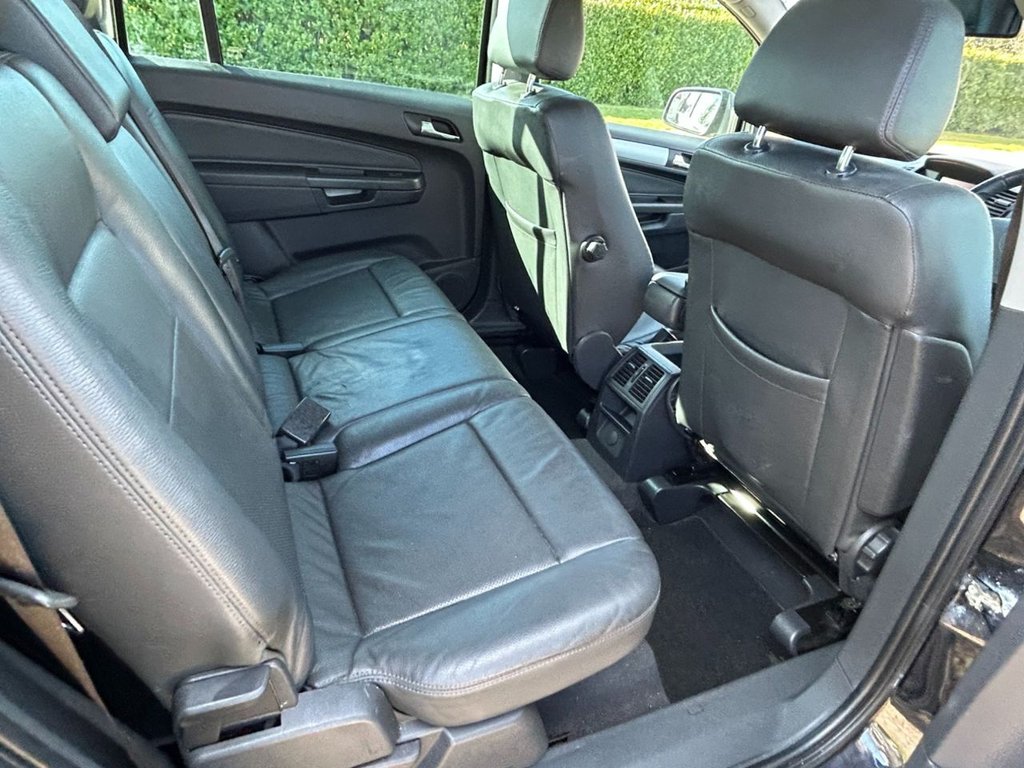 Used Vauxhall Zafira 2011 for sale - 78044683: Photo 31