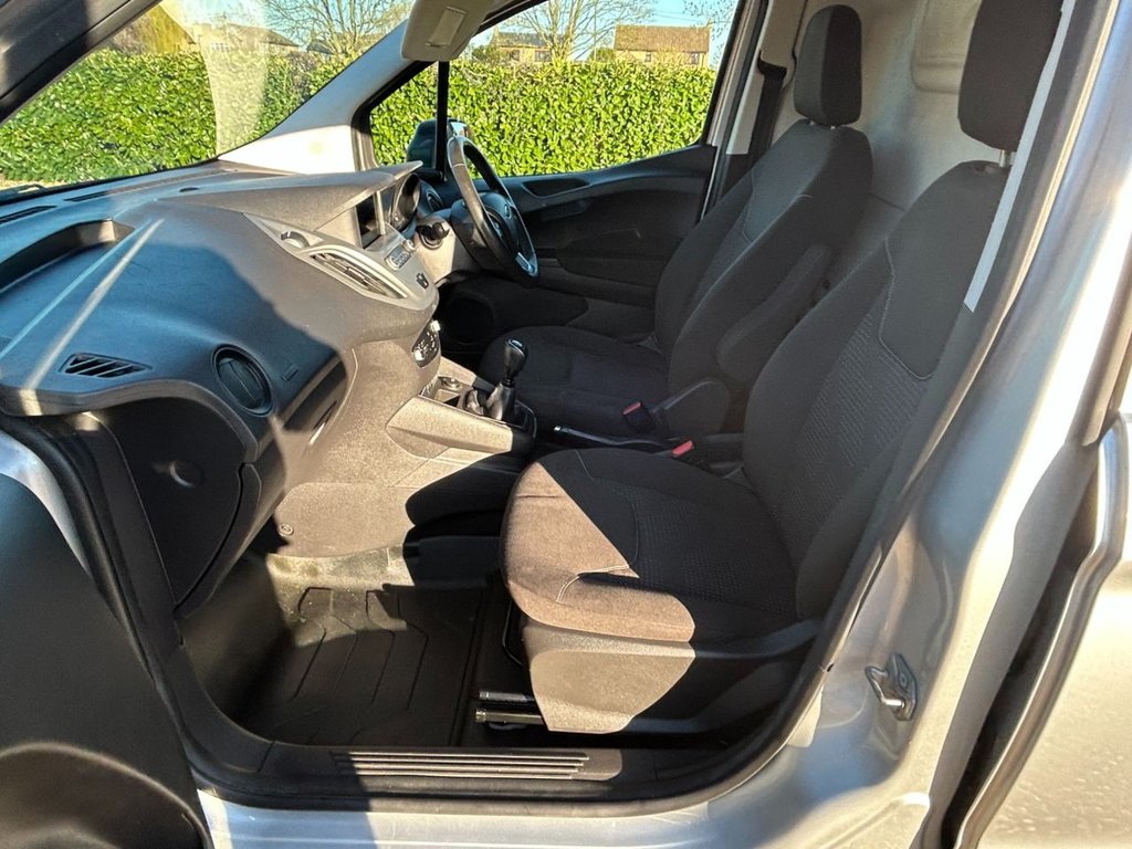 Used Ford Transit Courier 2020 for sale - 77941671: Photo 11