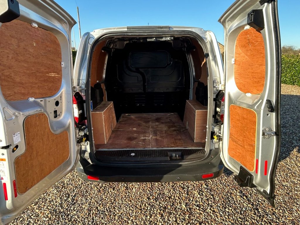 Used Ford Transit Courier 2020 for sale - 77941671: Photo 18