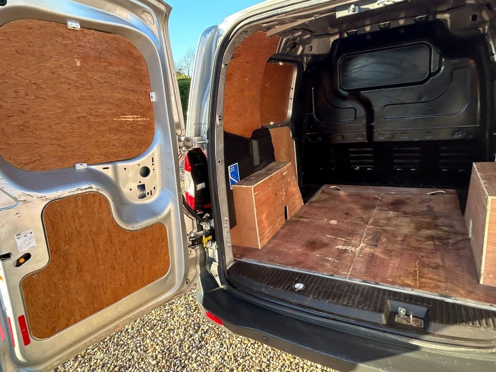 Used Ford Transit Courier 2020 for sale - 77941671: Photo 20