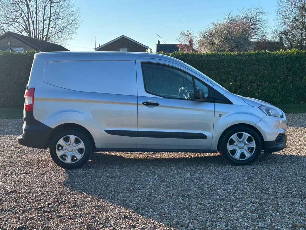 Used Ford Transit Courier 2020 for sale - 77941671: Photo 3