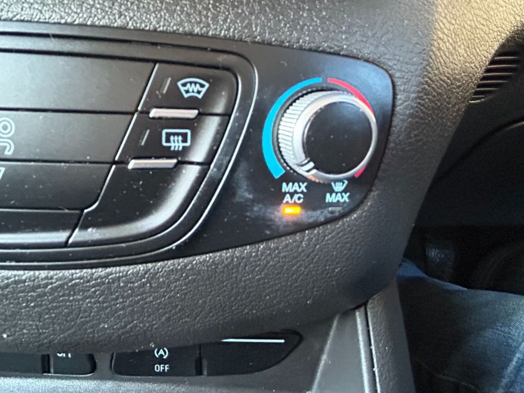 Used Ford Transit Courier 2020 for sale - 77941671: Photo 32