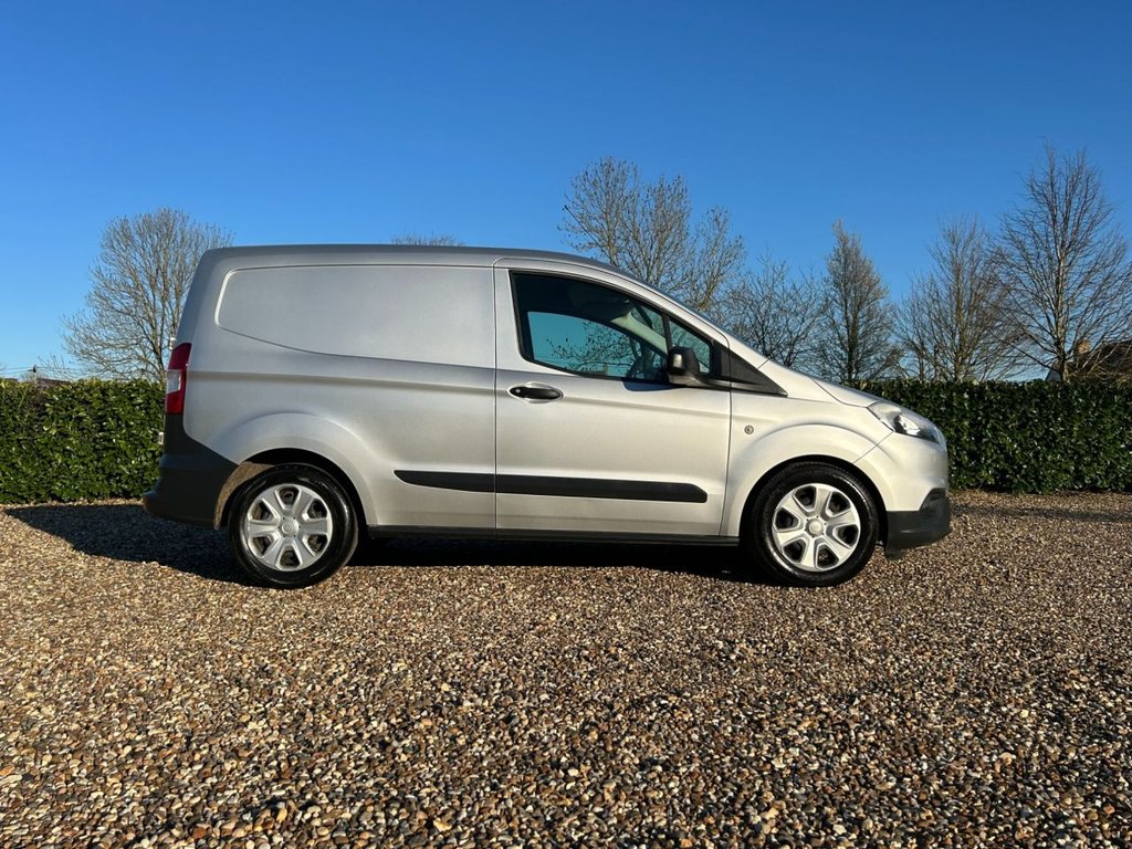 Used Ford Transit Courier 2020 for sale - 77941671: Photo 44