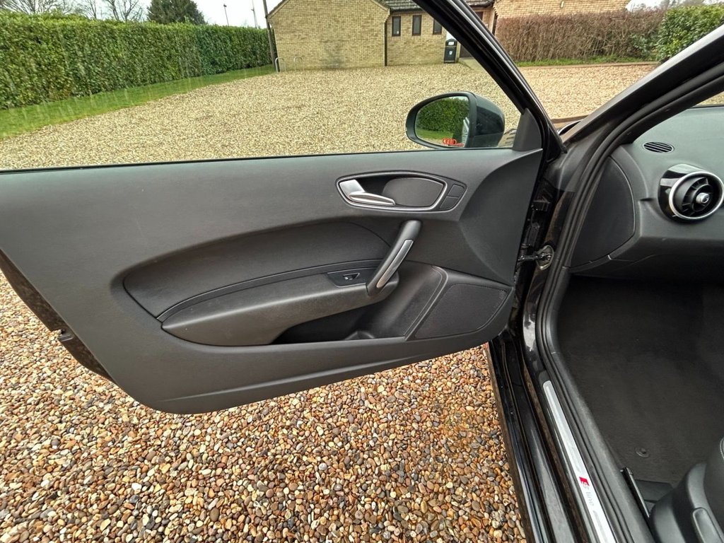 Used Audi A1 2011 for sale - 77498985: Photo 22